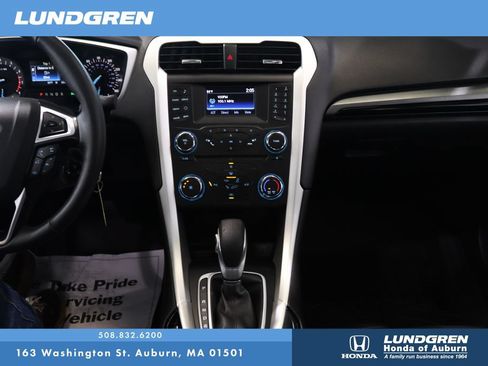 Used 2014 Ford Fusion SE w/ Equipment Group 201A FWD image 20