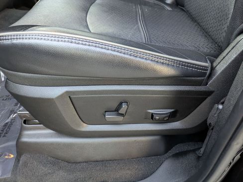 Used 2022 RAM 2500 Laramie image 22