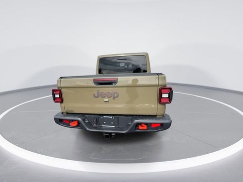 Used 2025 Jeep Gladiator Mojave AWD/4WD image 7