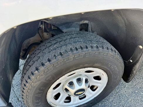 Used 2012 Chevrolet Silverado 3500 W/T image 25