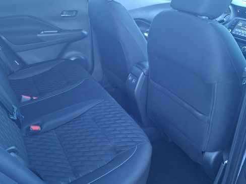 Certified 2023 Nissan Kicks SV image 21