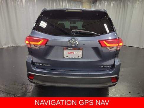 Used 2019 Toyota Highlander XLE AWD/4WD image 7