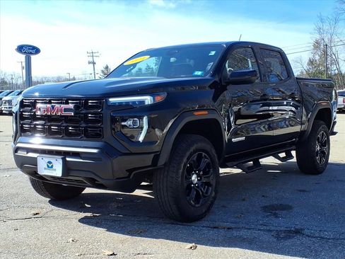 Used 2024 GMC Canyon Elevation image 29