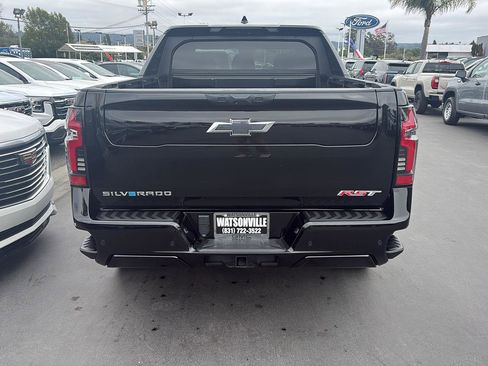 Used 2024 Chevrolet Silverado EV RST AWD/4WD image 4