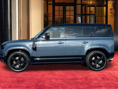 New 2026 Land Rover Defender 110 X-Dynamic SE AWD/4WD image 3