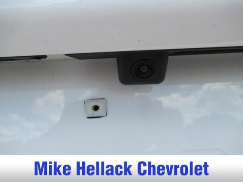 Used 2024 Chevrolet Equinox LT w/ LPO, Floor Liner Package FWD image 16