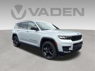Used 2021 Jeep Grand Cherokee L Laredo AWD/4WD video 1