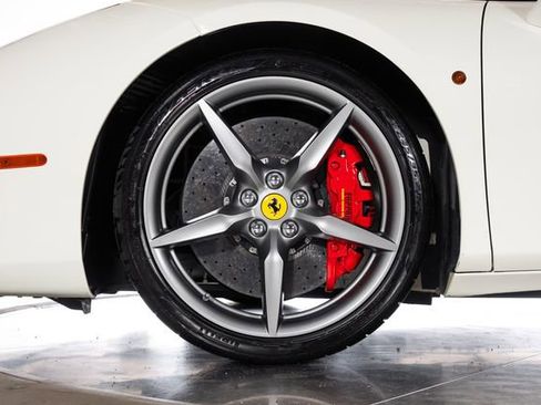 Certified 2018 Ferrari 488 Spider image 17