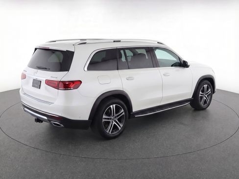 Used 2020 Mercedes-Benz GLS 450 4MATIC image 4