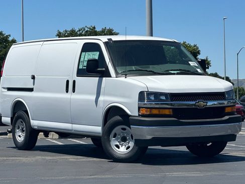 New 2026 Chevrolet Express 2500 w/ Driver Convenience Package RWD image 2