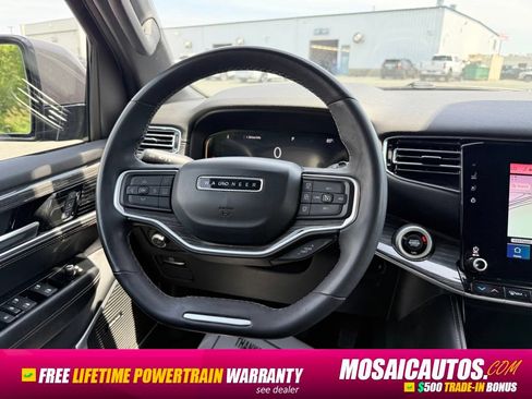 Used 2022 Jeep Wagoneer Series II w/ HD Trailer Tow Package AWD/4WD image 15