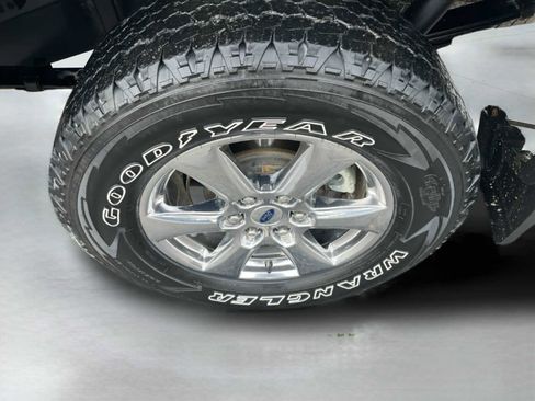 Used 2019 Ford F150 Lariat image 11