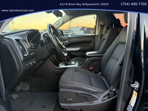 Used 2017 Chevrolet Colorado LT w/ LT Convenience Package image 12