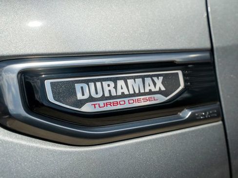 Used 2021 GMC Sierra 1500 AT4 w/ AT4 Premium Package AWD/4WD image 8
