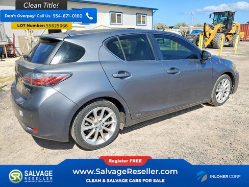 Used 2013 Lexus CT 200h FWD image 4