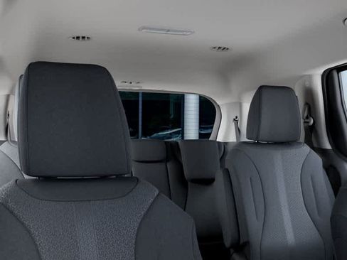 New 2026 Kia Carnival LX FWD image 27