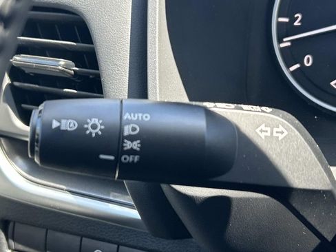 New 2026 Nissan Rogue SV AWD/4WD image 32