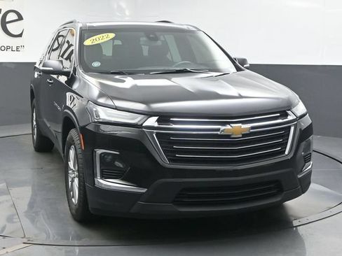 Used 2022 Chevrolet Traverse LT FWD image 54