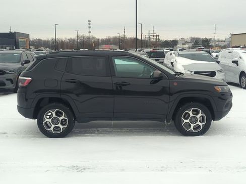 Certified 2022 Jeep Compass Trailhawk w/ Trailhawk Convenience Group image 2