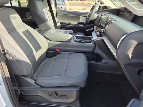 New 2026 Ford Expedition Max Active RWD image 15