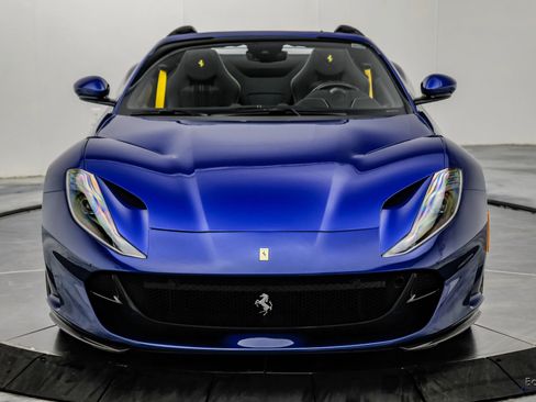 Used 2023 Ferrari 812 GTS RWD image 38