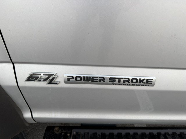 Used 2018 Ford F550 4x4 Regular Cab Super Duty image 17