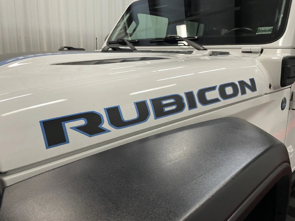 Used 2022 Jeep Wrangler Unlimited Rubicon 4xe AWD/4WD image 14