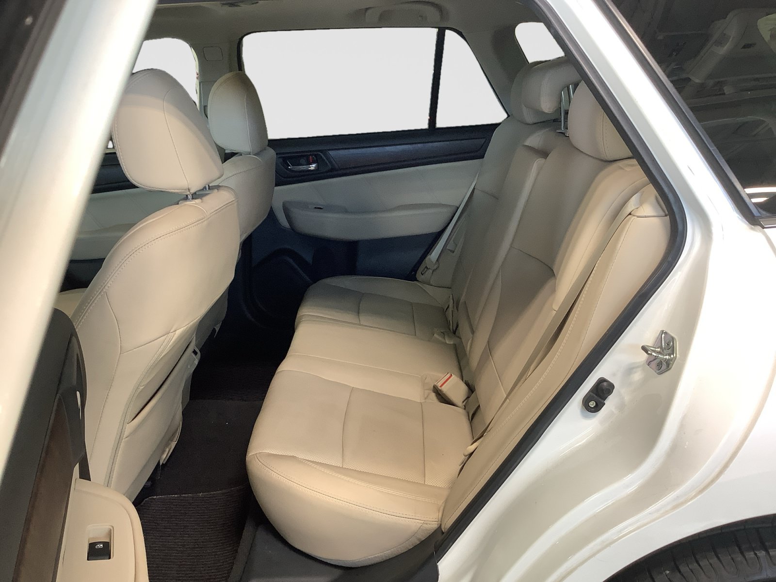 Used 2019 Subaru Outback 2.5i Limited AWD/4WD image 20
