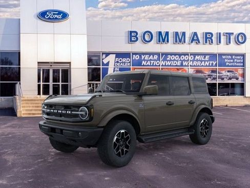 New 2026 Ford Bronco Outer Banks AWD/4WD image 1
