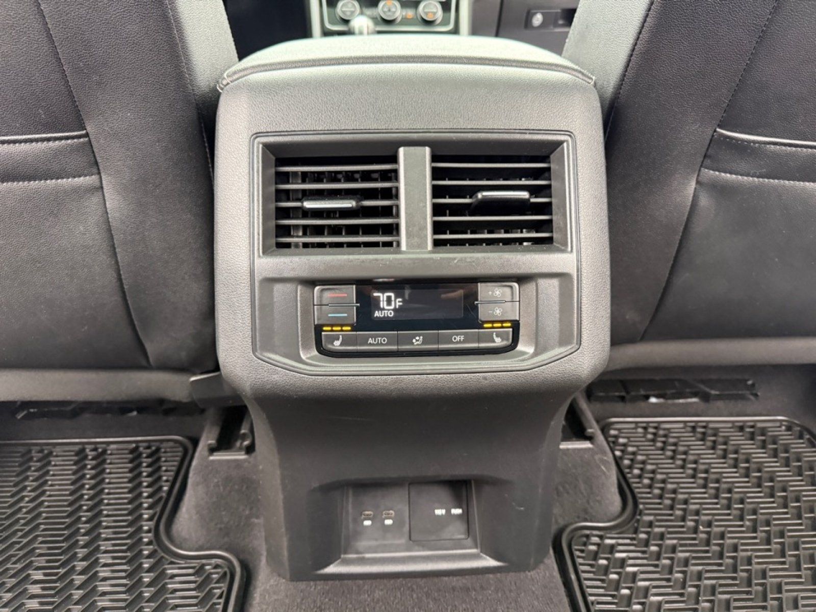 Used 2021 Volkswagen Atlas SEL Premium AWD/4WD image 33