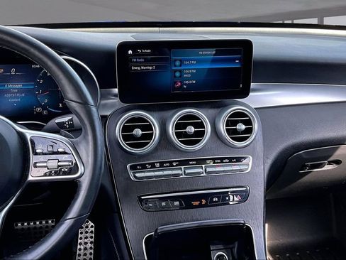 Used 2021 Mercedes-Benz GLC 300 4MATIC image 6