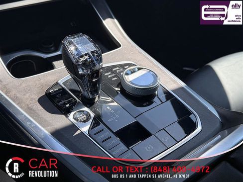 Used 2019 BMW X5 xDrive50i w/ M Sport Package image 12