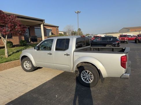 Used 2021 Nissan Frontier SV w/ SV Utility Package image 7