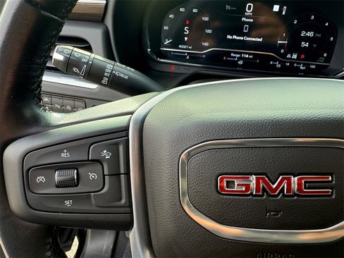 Used 2022 GMC Yukon SLE image 21