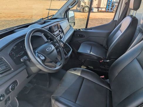 Used 2023 Ford Transit 250 Base image 33