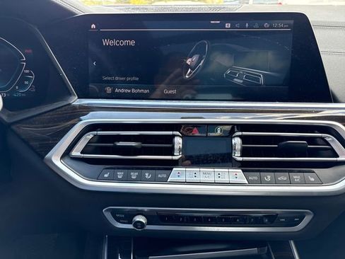 Used 2021 BMW X5 xDrive45e image 19