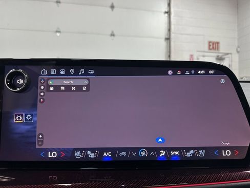 Used 2025 Chevrolet Traverse RS w/ LPO, Floor Liner Package image 27