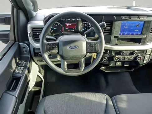 Used 2024 Ford F250 XL w/ STX Appearance Package AWD/4WD image 14