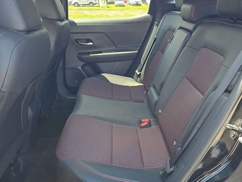 Used 2026 Nissan Kicks SR FWD image 23