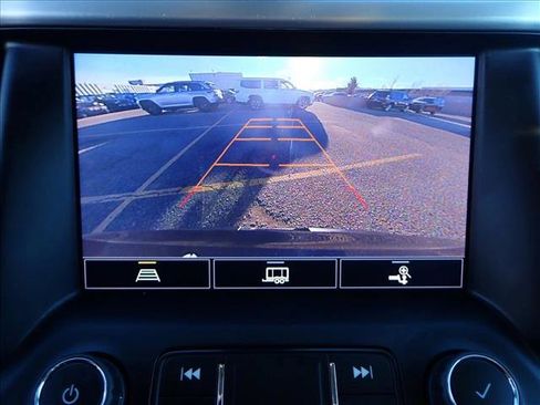 Used 2022 GMC Acadia SLT w/ Preferred Package image 17