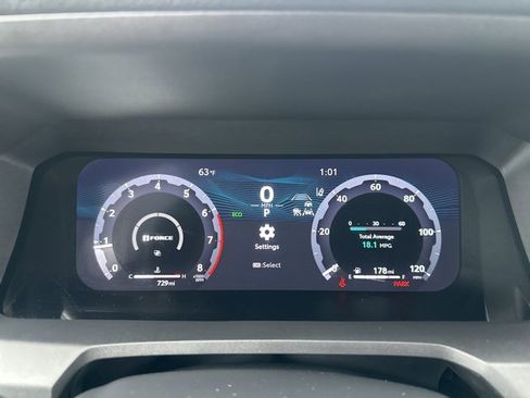 Certified 2025 Toyota Tacoma TRD Off-Road image 11