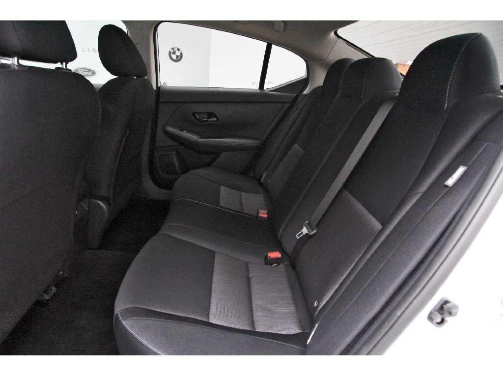 Certified 2025 Nissan Sentra SV FWD image 11