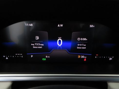 New 2025 Volkswagen Taos SE image 13