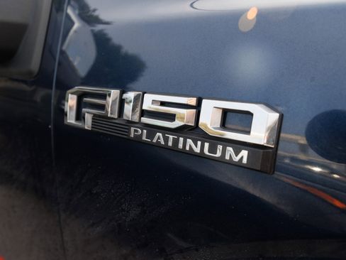 Used 2016 Ford F150 Platinum w/ Equipment Group 701A Luxury image 11