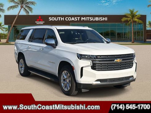 Used 2023 Chevrolet Suburban Premier image 1