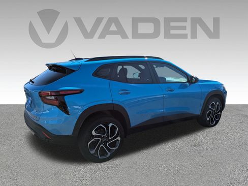 New 2025 Chevrolet Trax RS w/ Driver Confidence Package image 26