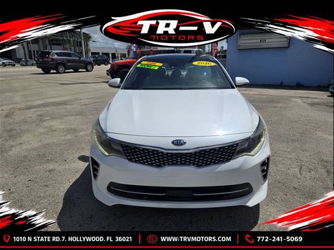 Used 2016 Kia Optima SX w/ Chrome Wheel Package FWD image 3