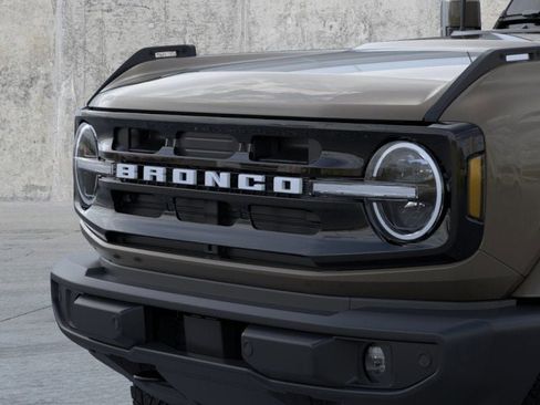 New 2026 Ford Bronco Outer Banks AWD/4WD image 19