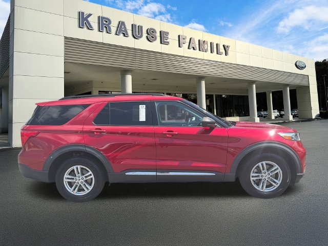 Certified 2020 Ford Explorer XLT w/ Comfort Package AWD/4WD image 9