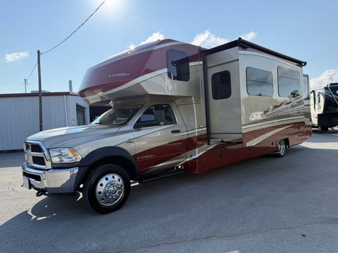 Used 2018 RAM 5500 SLT w/ Quick Order Package 29G SLT image 41